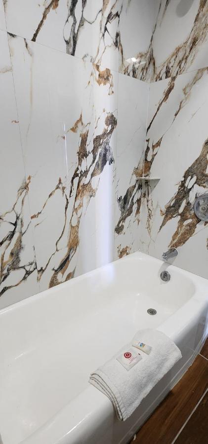 Town House Inn Кейп-Жирардо Номер фото